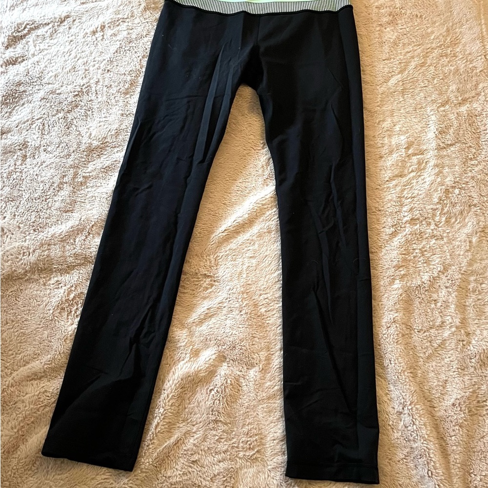 Lululemon reversible pants size 8